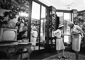kirkland photos - Inside Coco Chanel apartment in Rue Cambon in Paris.png